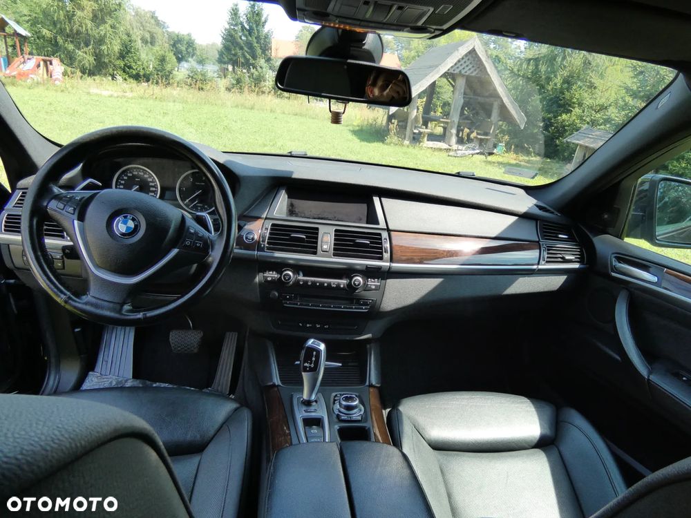 BMW X6 - 15