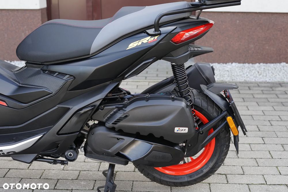 Aprilia SR - 22