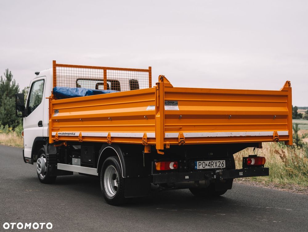 Mitsubishi Fuso Canter - 7