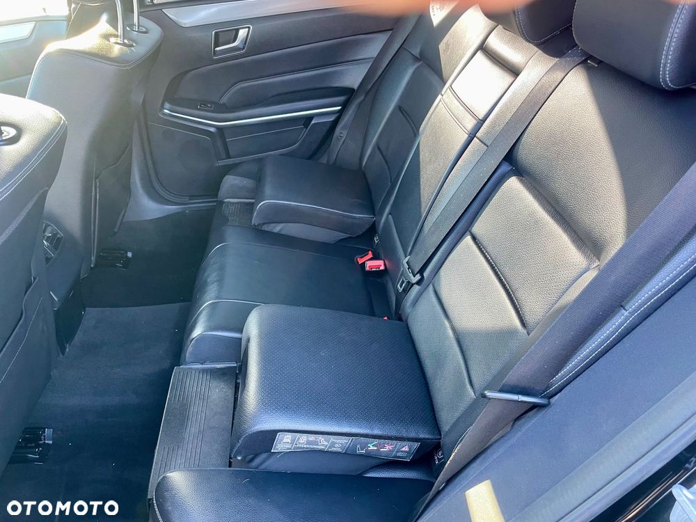 Mercedes-Benz Klasa E 220 BlueTEC 9G-TRONIC - 26