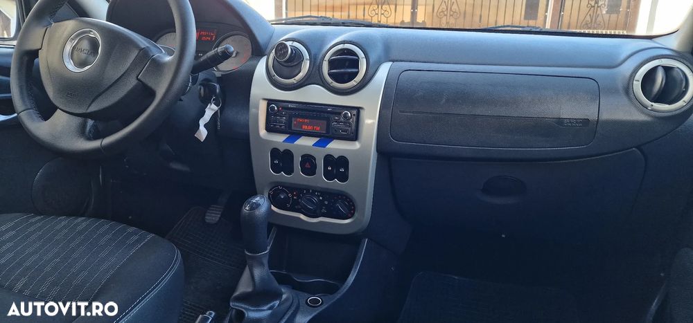 Dacia Logan 1.6 MPI Laureate - 7