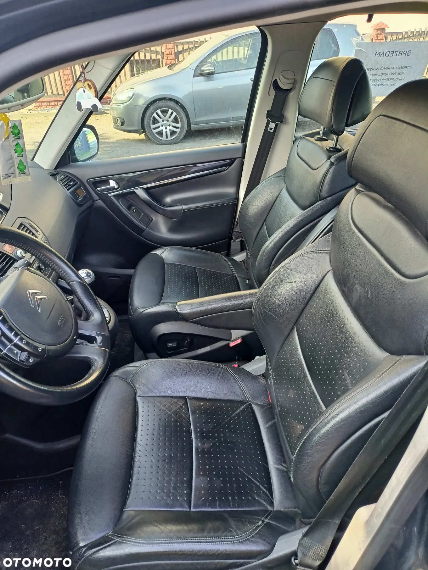 Citroën C4 Picasso 1.6 HDi FAP Exclusive - 8