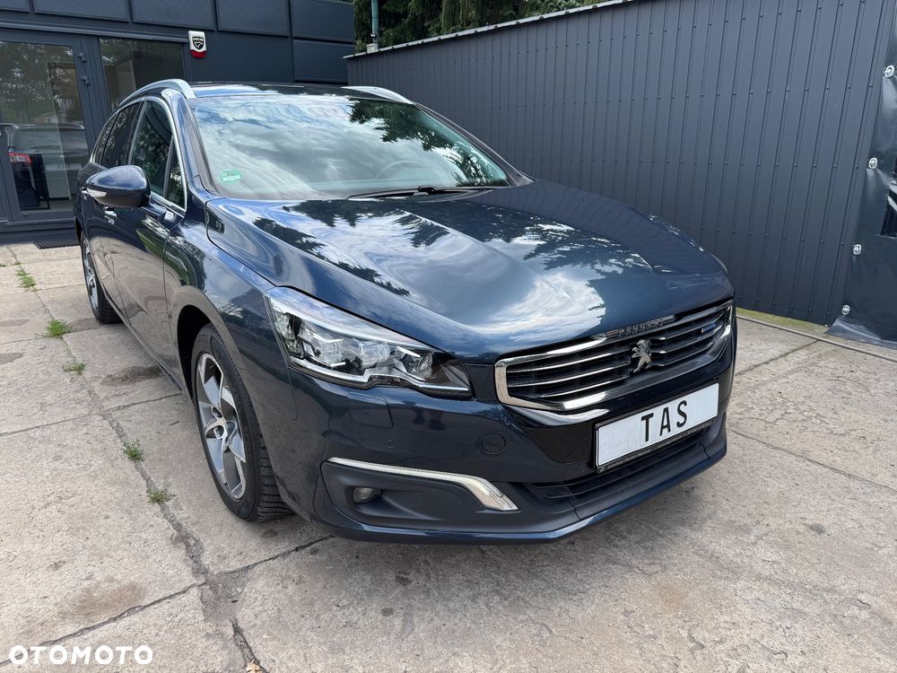 Peugeot 508 SW BlueHDi 180 EAT6 Stop&Start Allure - 2