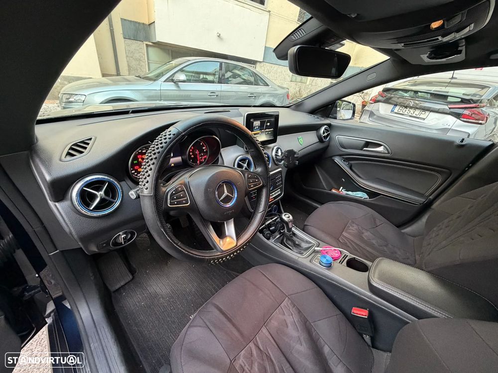 Mercedes-Benz CLA 180 d Shooting Brake Urban - 6