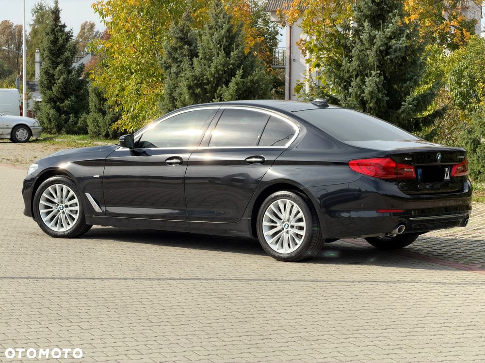 BMW Seria 5 530d xDrive Luxury Line - 20