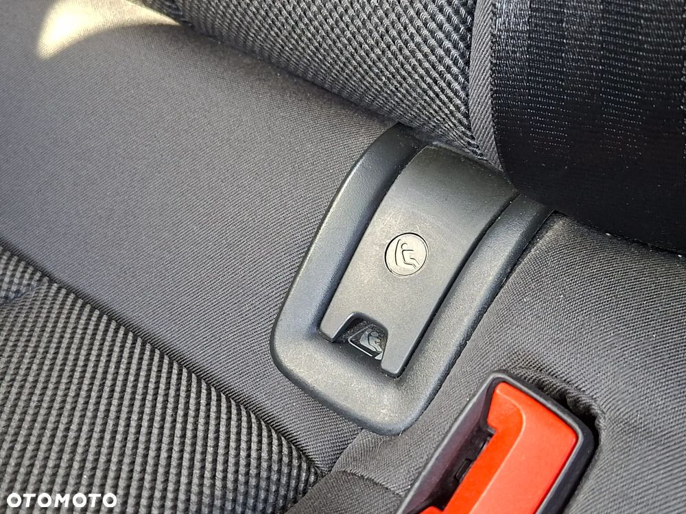 Audi A4 Avant 2.0 TDI S tronic quattro sport - 33