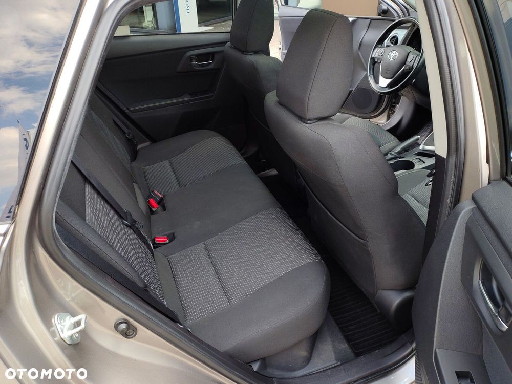 Toyota Auris Hybrid 135 Premium - 30
