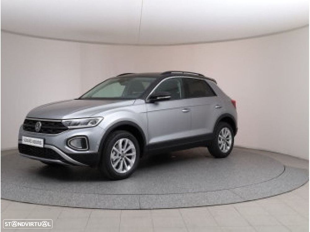 VW T-Roc 1.5 TSI Urban DSG - 24