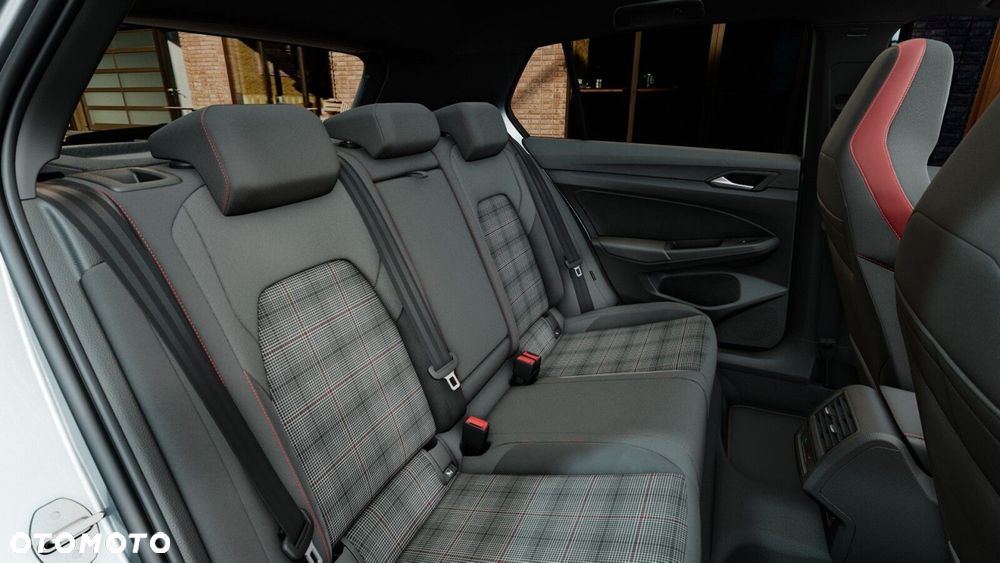 Volkswagen Golf - 12