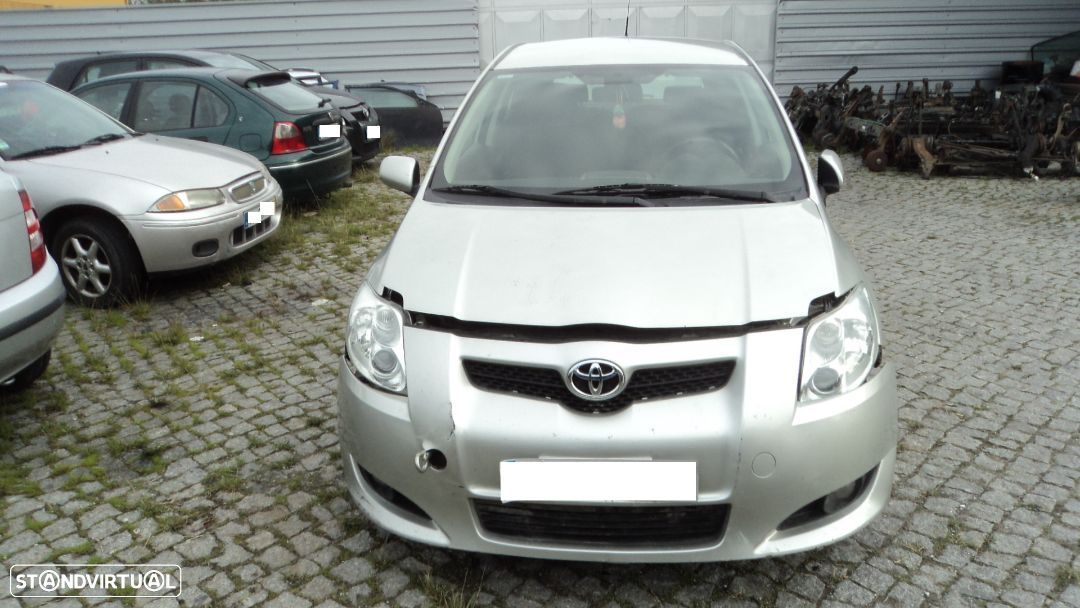 Toyota Auris 1.4 D-4D 5P 2007 - Para Peças - 1