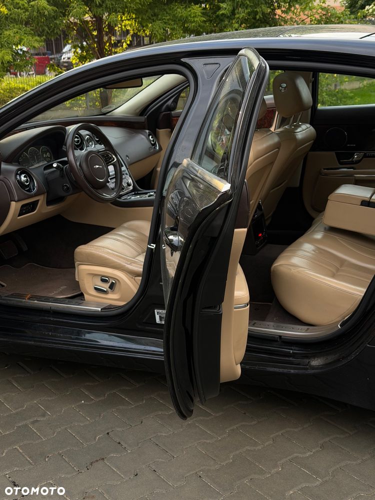 Jaguar XJ 3.0 D V6 Portfolio - 19