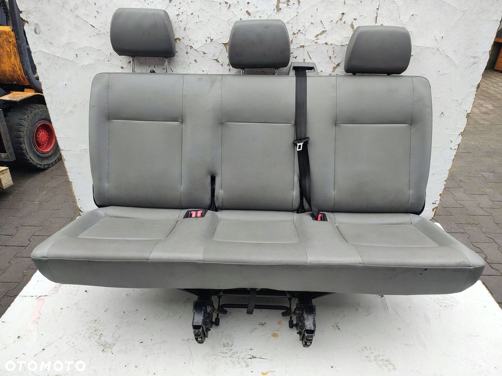 FOTEL KANAPA 2 RZĄD SKÓRA VOLKSWAGEN T5 - 1