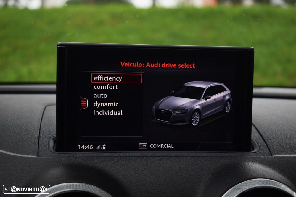 Audi A3 Sportback 1.6 TDI S-line - 32
