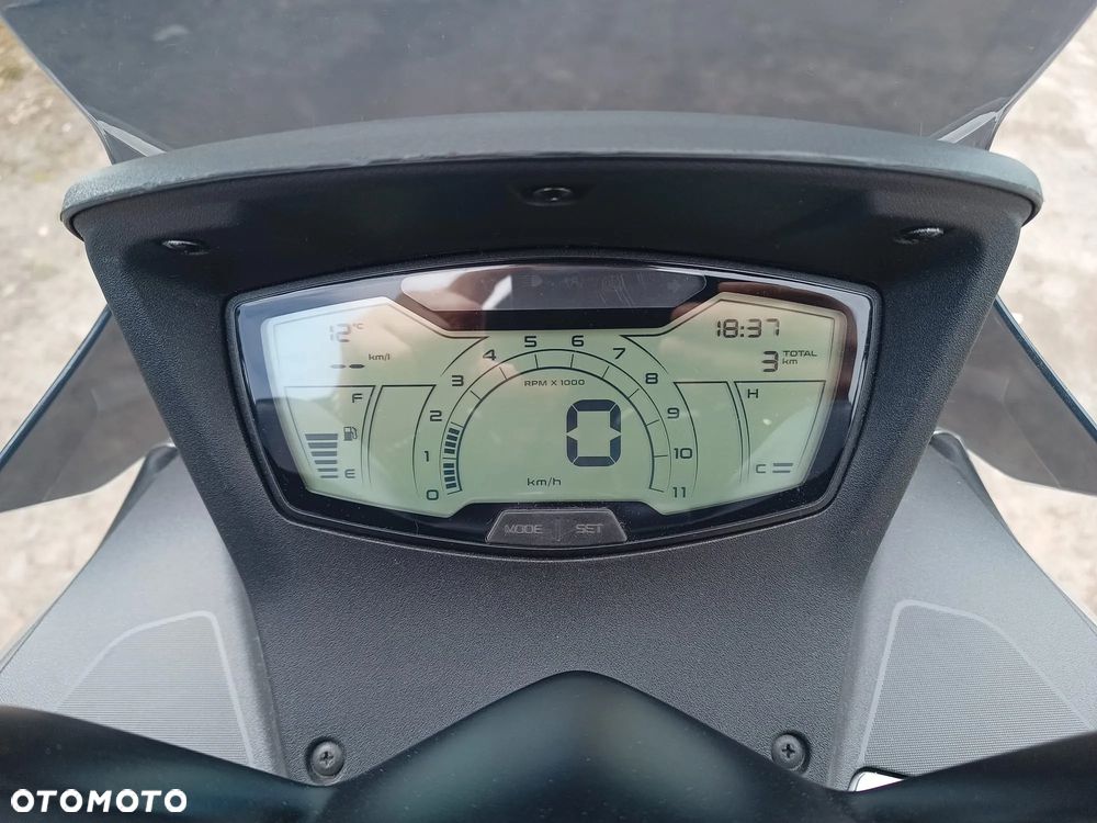 Aprilia SX - 7
