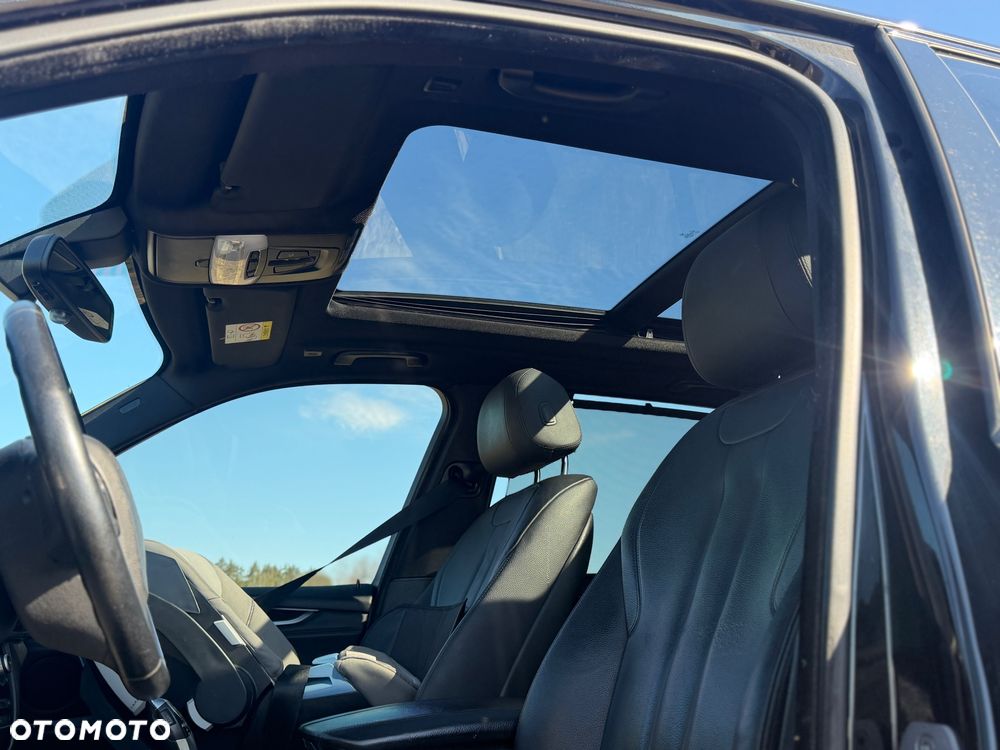 BMW X5 xDrive25d Sport-Aut - 31