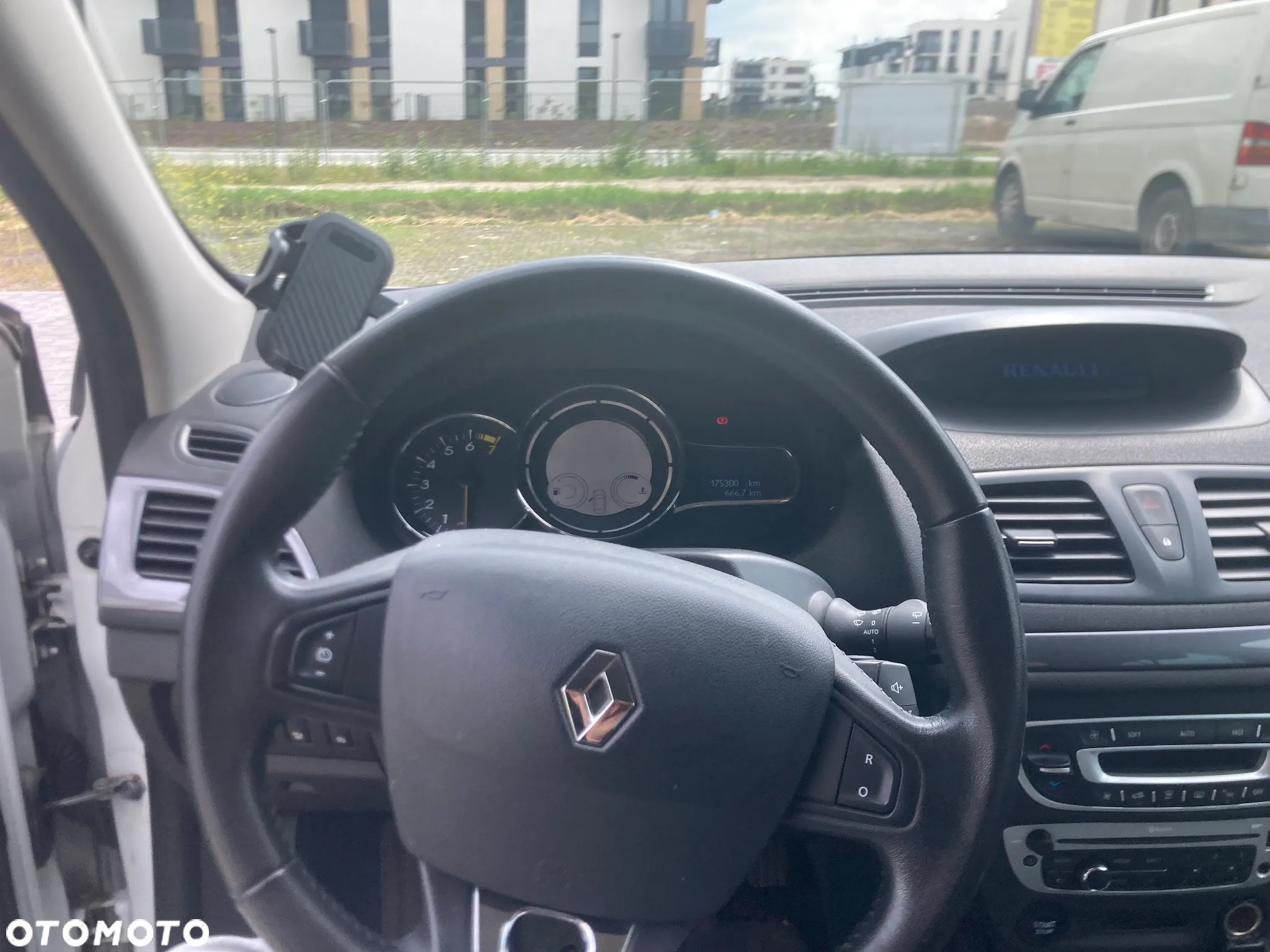 Renault Megane 1.2 16V TCe Energy Limited EU6 - 11