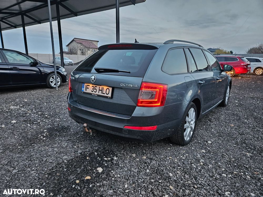 Skoda Octavia Combi 1.0 TSI DSG Clever - 4