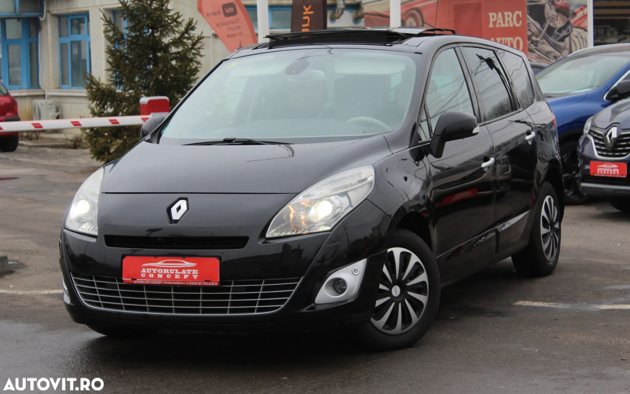 Renault Grand Scenic ENERGY dCi 130 S&S Bose Edition - 1