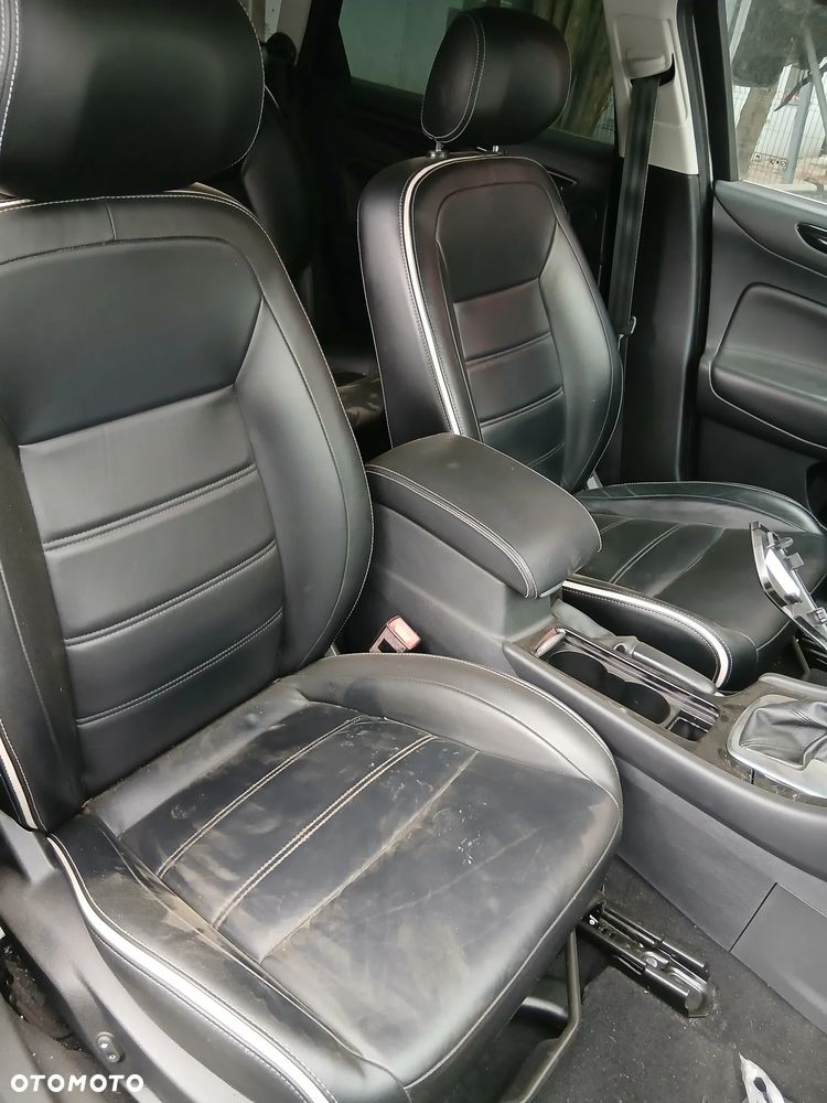 Fotele Kanapa Skóra Biała Nić Ford Mondeo MK4 Lift Kombi - 1