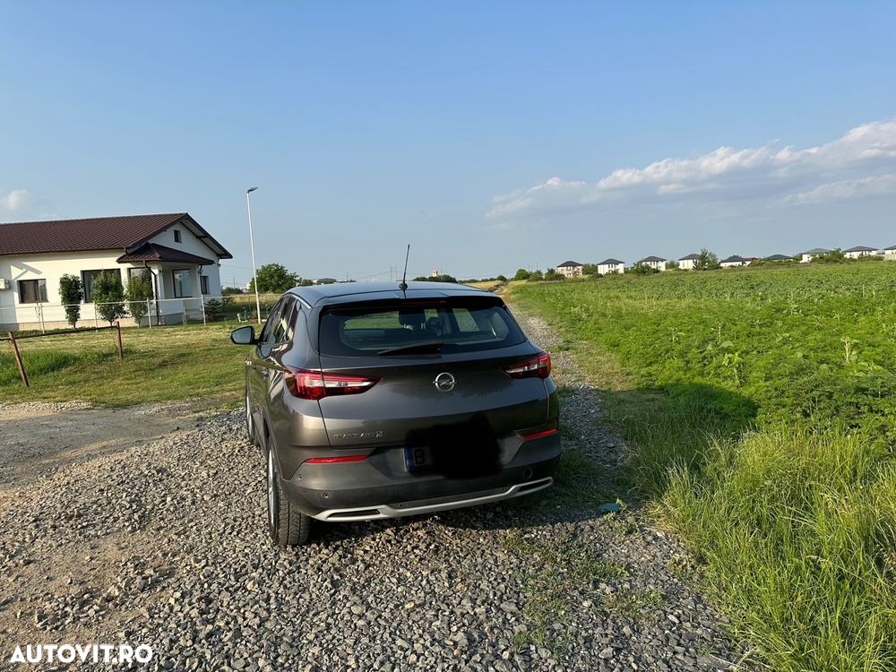 Opel Grandland X 1.2 Turbo START/STOP Aut. Innovation - 3