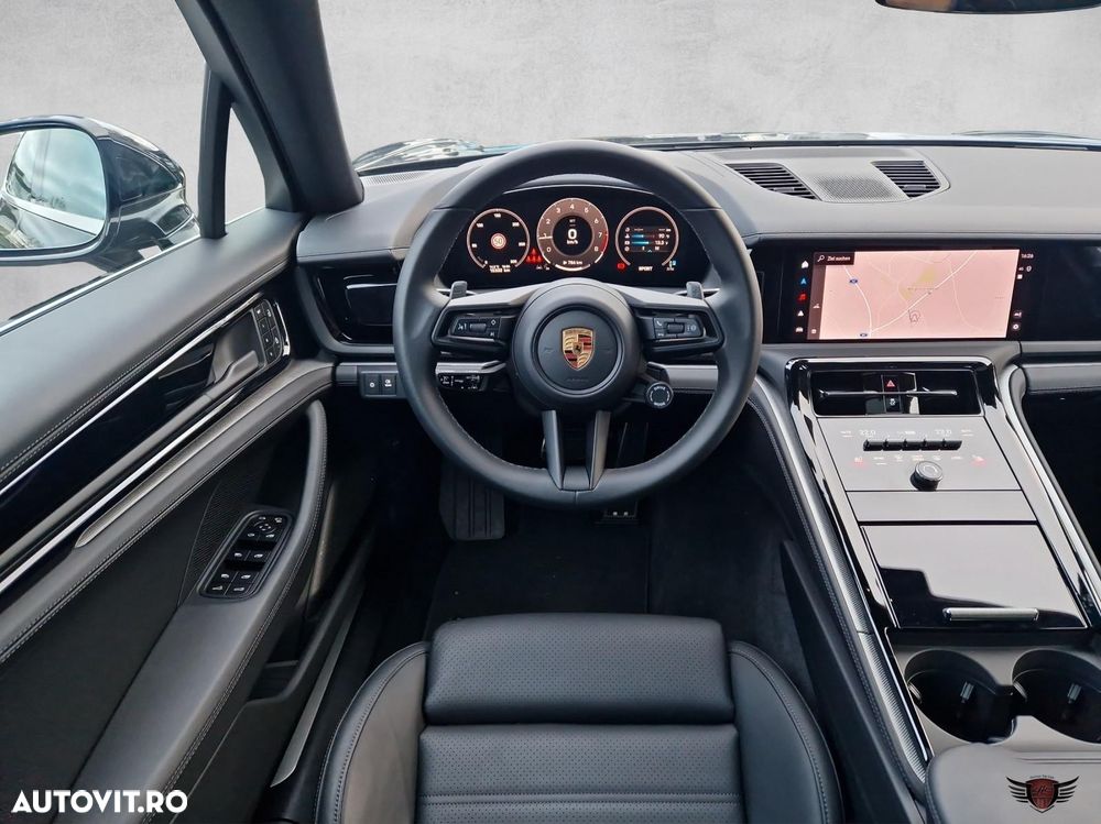 Porsche Panamera - 8
