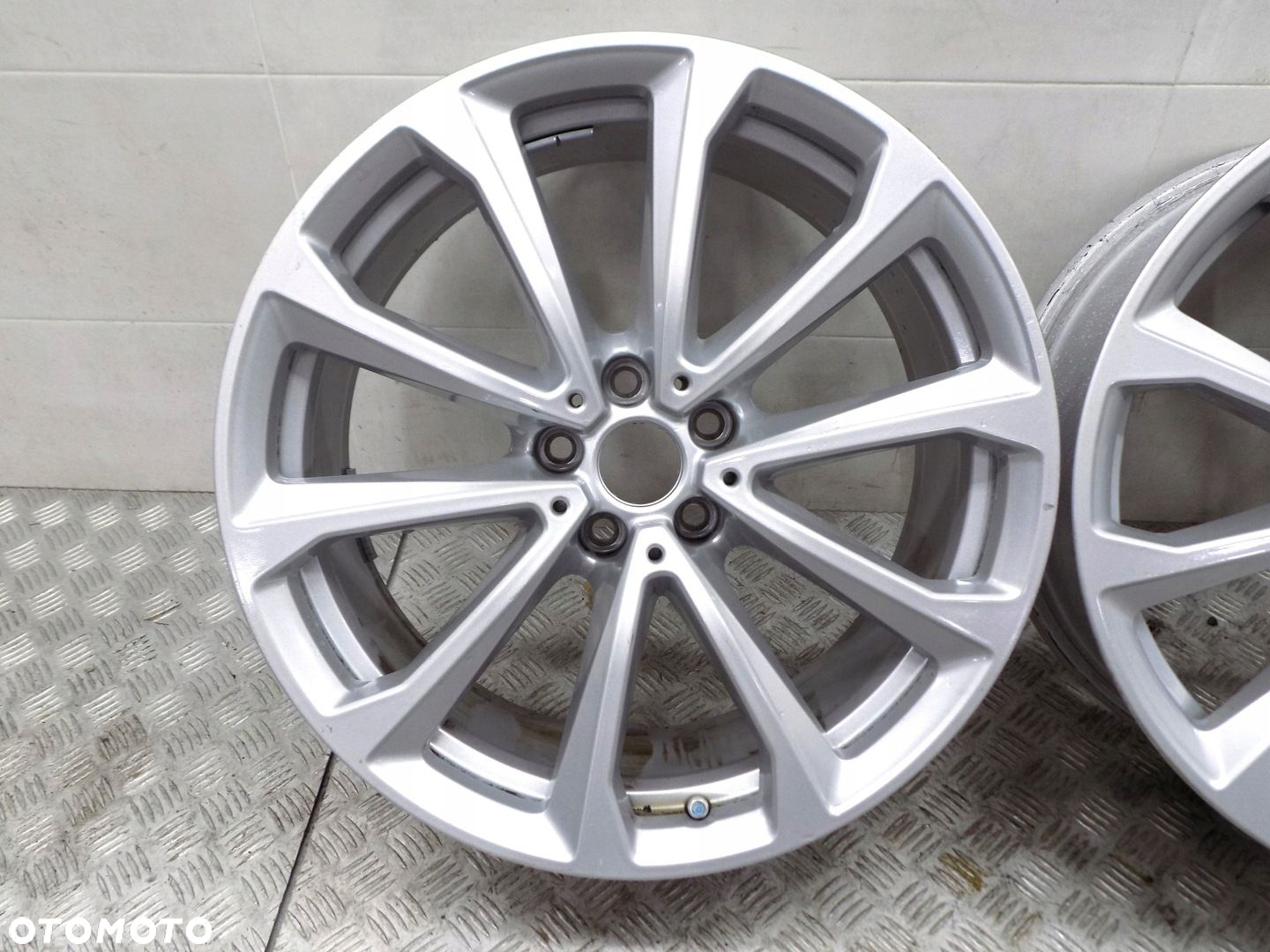 BMW X7 G07 FELGI ALUMINIOWE 20 6880688 - 3