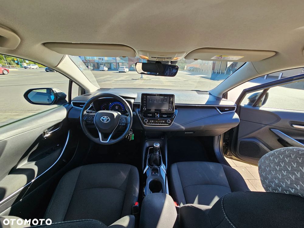 Toyota Corolla 1.6 Comfort - 17
