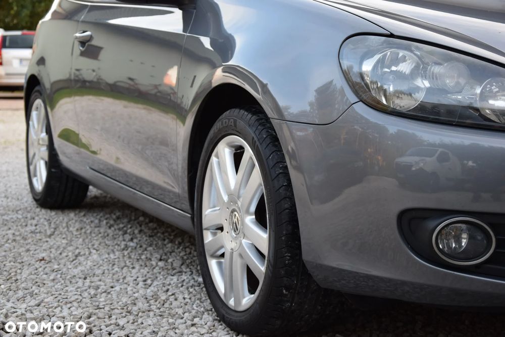 Volkswagen Golf - 10