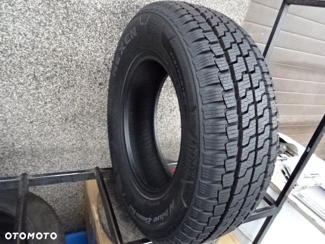 215/70/R15C 109/107S Nexen Nblue 4seasons - 2