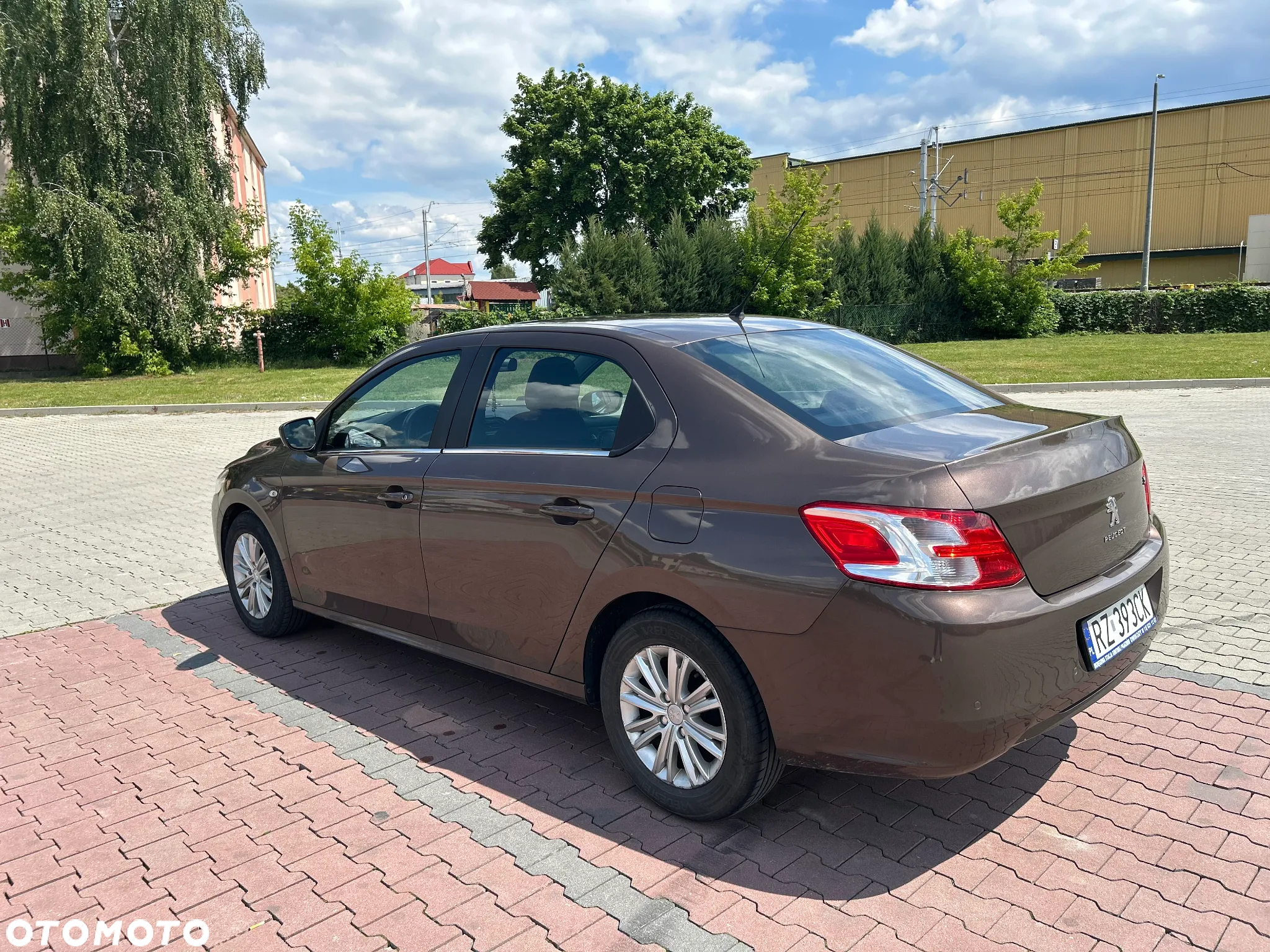 Peugeot 301 1.6 HDi Allure - 3