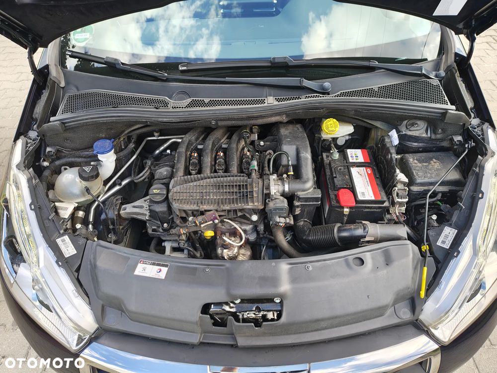 Peugeot 208 82 PureTech Style - 18