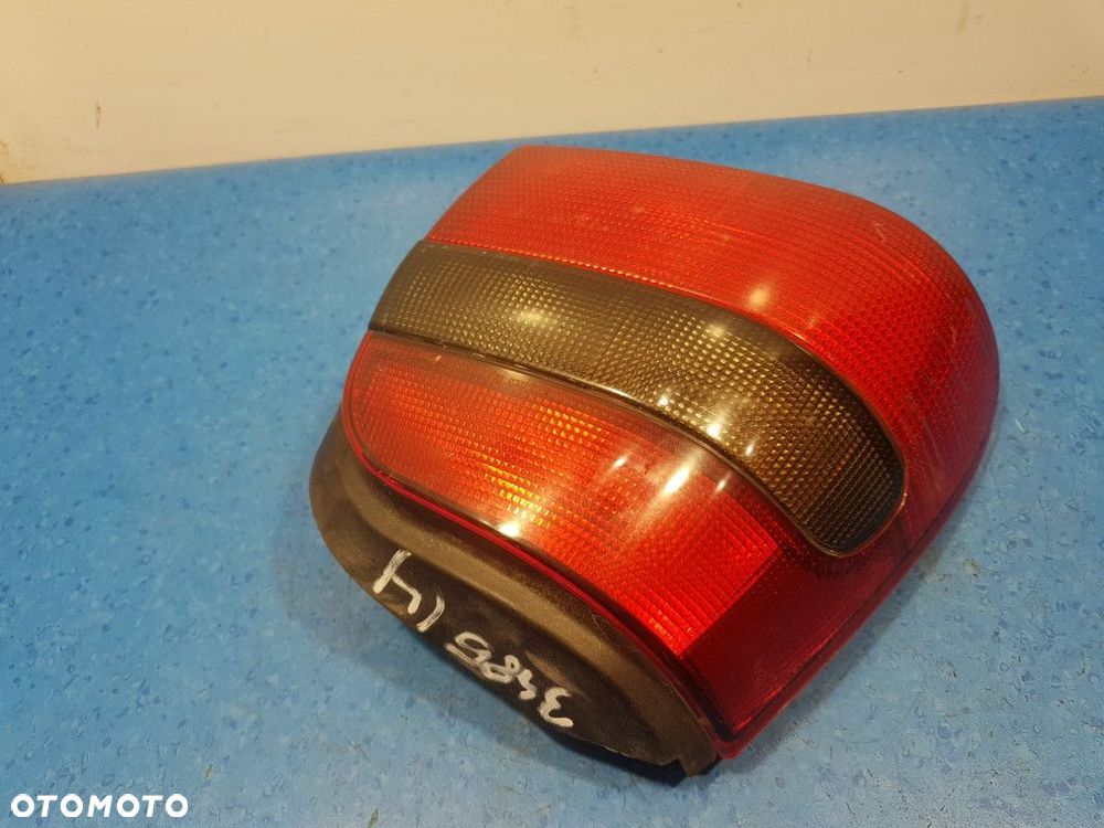 SKODA FELICIA GLX LAMPA TYŁ LEWA ZEWNĘTRZNA - 3