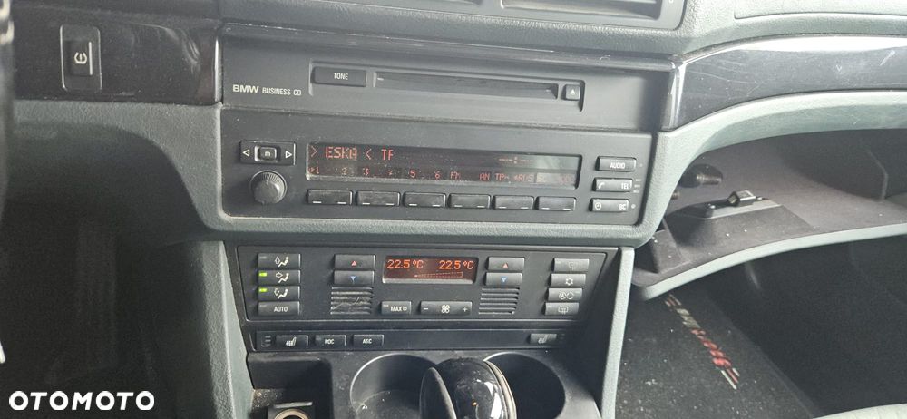 BMW E39 LIFT 525IA M54B25 00 - 03 -PAS PRZEDNI KOMPLETNY BELKA CHLODNICA, WENTYLATOR KLIMATYZACJI - 19