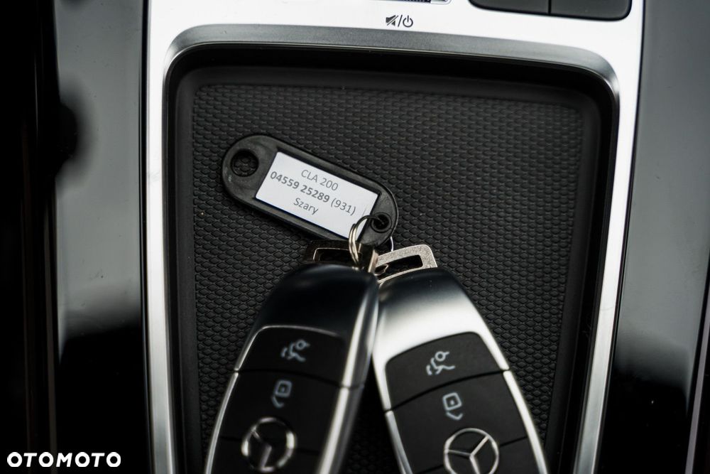 Mercedes-Benz CLA - 27