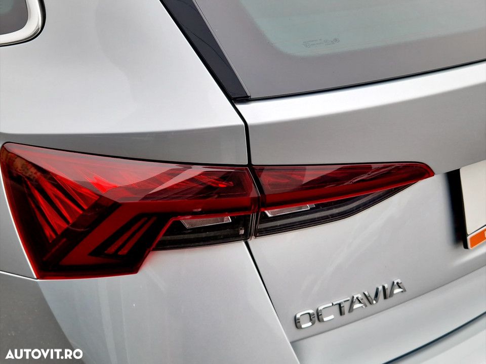 Skoda Octavia 2.0 TDI DSG 4X4 Scout - 10