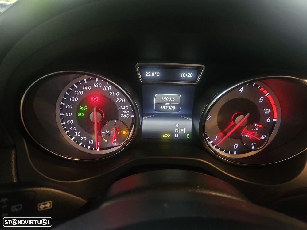 Mercedes-Benz GLA 180 (CDI) d 7G-DCT AMG Line - 17