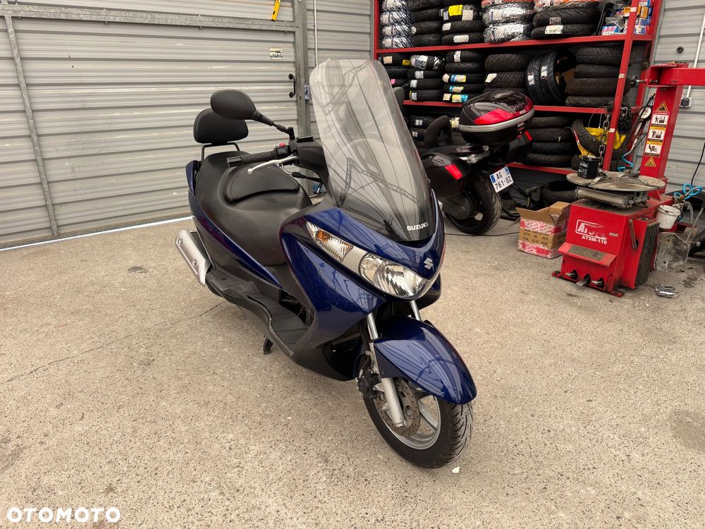 Suzuki Burgman - 1