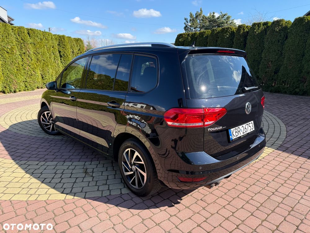 Volkswagen Touran 2.0 TDI SCR DSG Join - 10