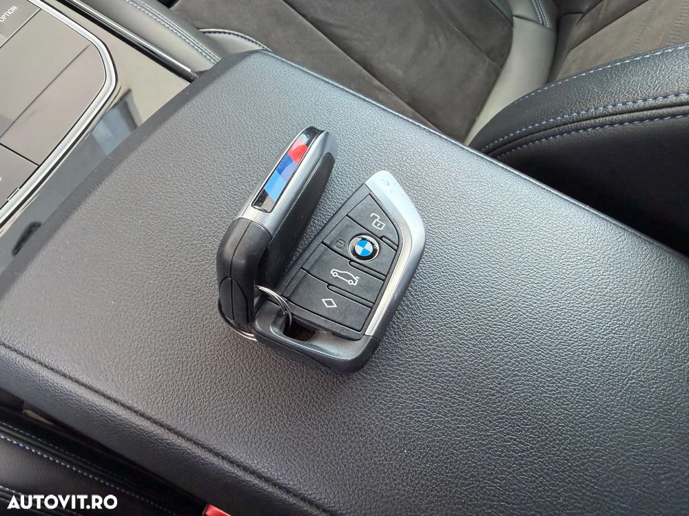 BMW M2 M240i xDrive AT - 36