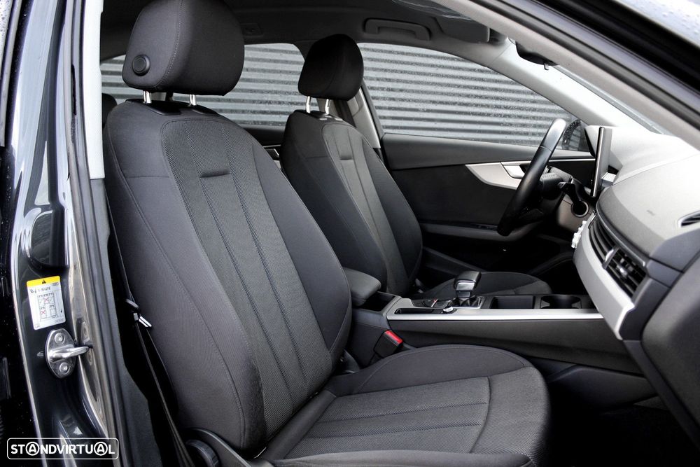 Audi A4 Avant 35 TDI Advanced S tronic - 5