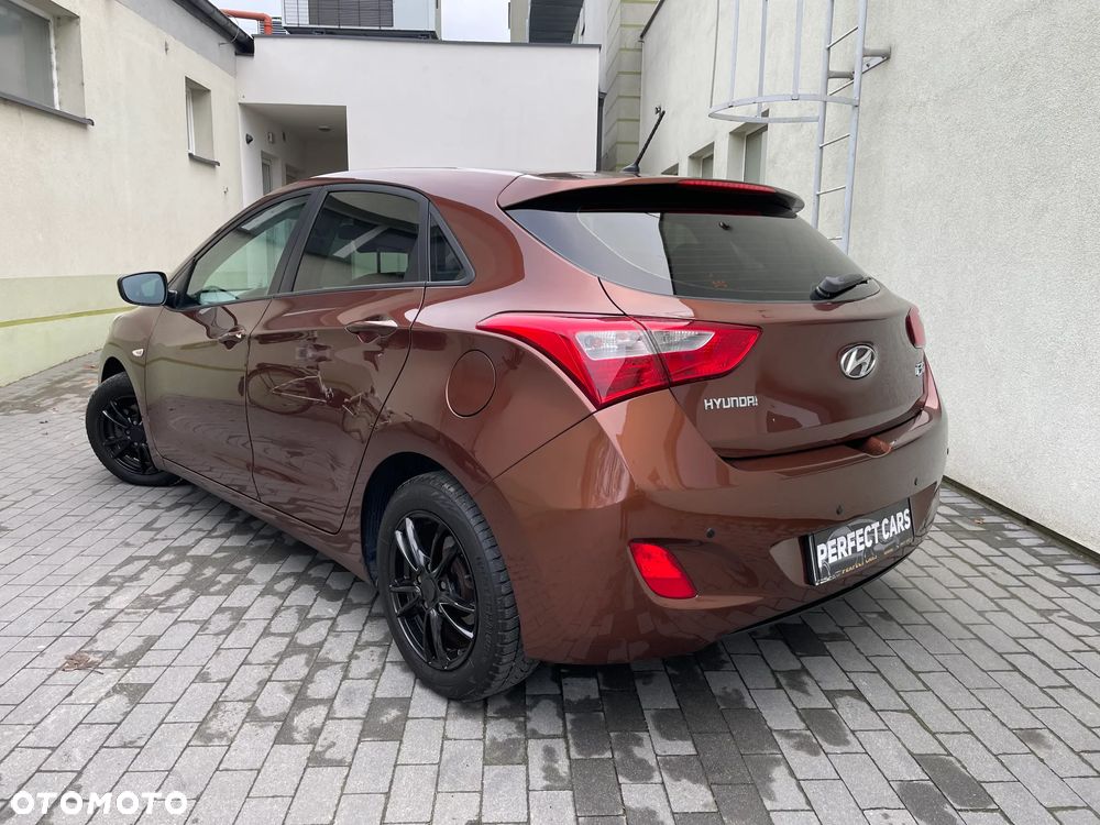 Hyundai i30 1.4 Comfort - 4