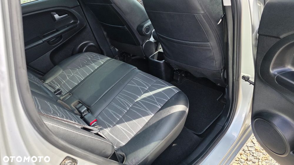 Kia Venga 1.4 CVVT Titanium Collection - 20