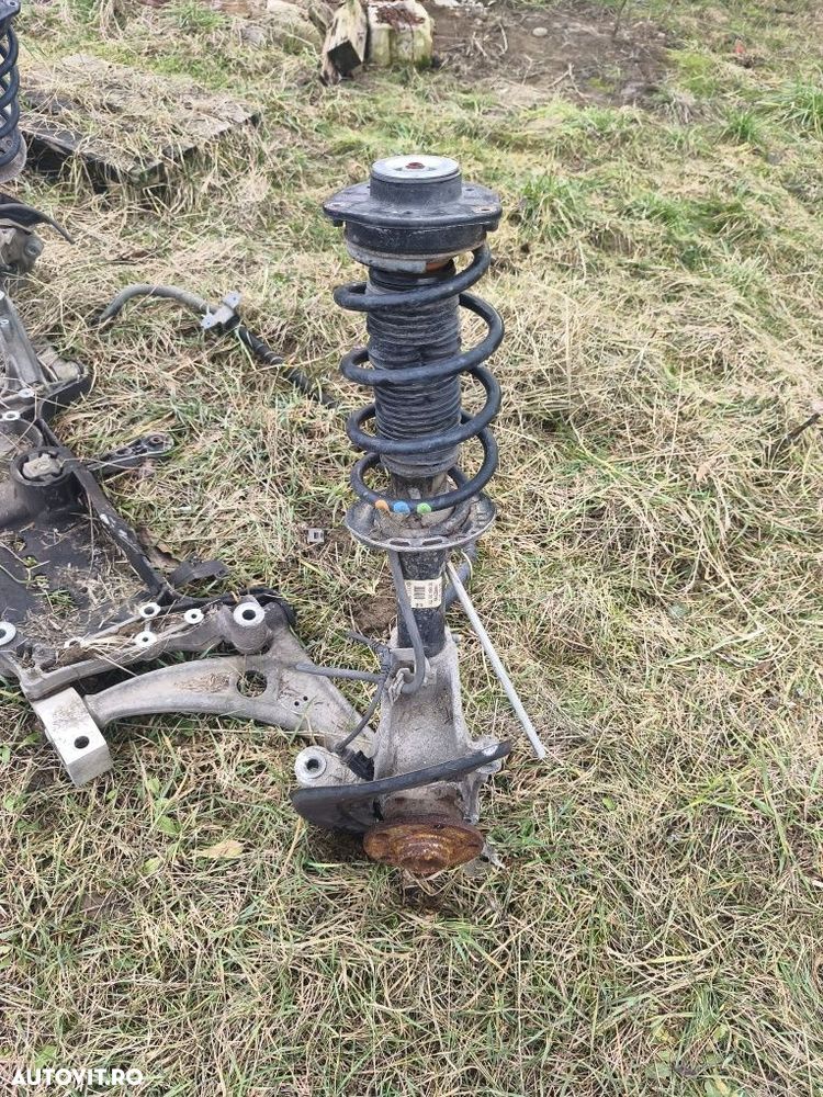 Set amortizoare față cu arcuri și flanșe Volkswagen Passat B6 - 1