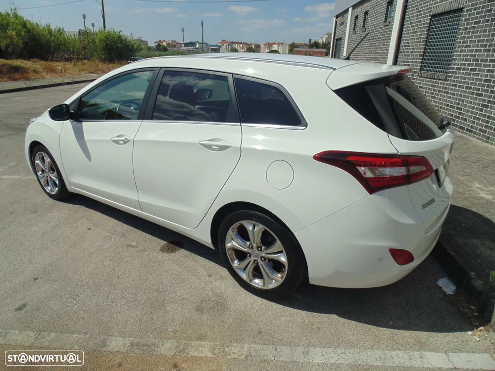 Hyundai i30 SW 1.6 CRDi GO! - 15