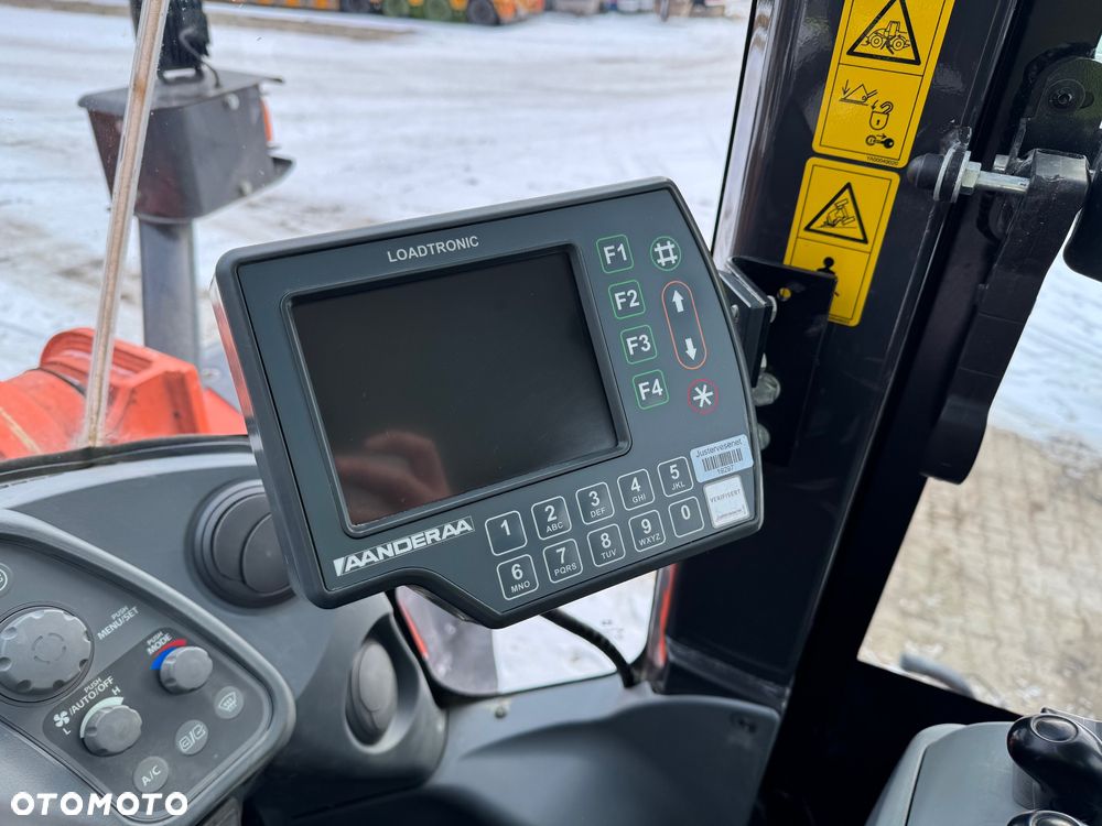 Hitachi ZW310-6 / 966M / L150 - 37