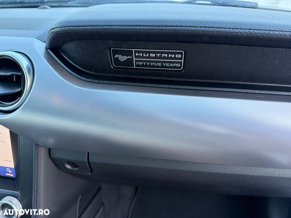 Ford Mustang 2.3 EcoBoost - 34