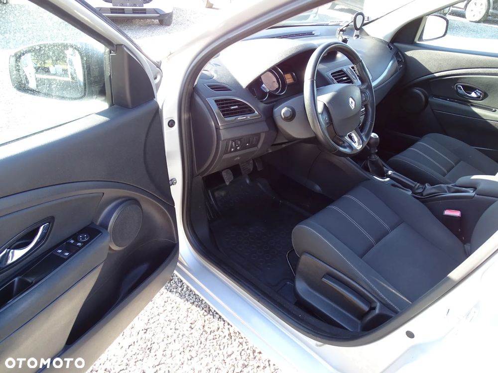 Renault Megane - 24