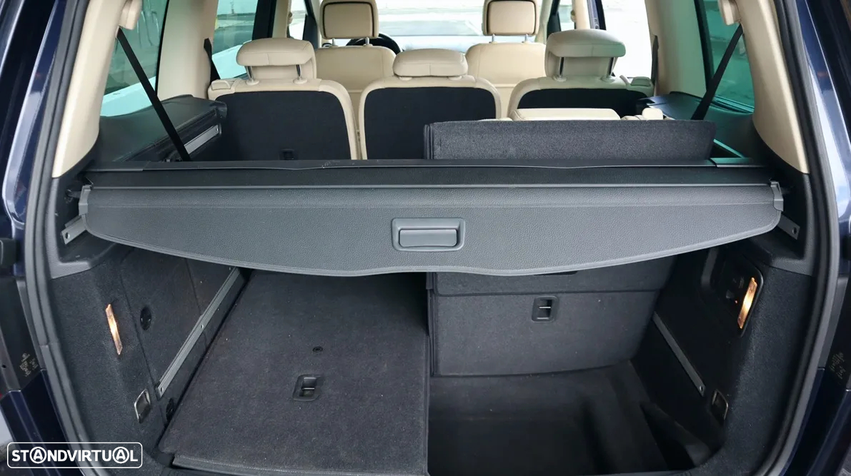 VW Sharan 2.0 TDI Blue Highline - 40