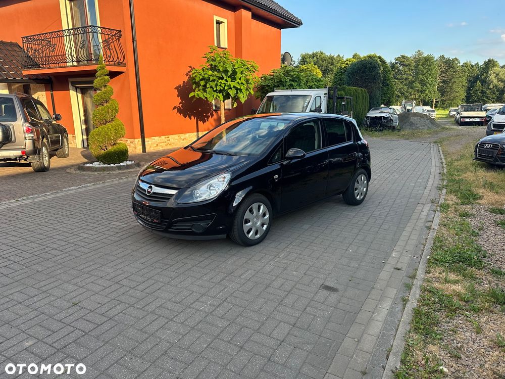 Opel Corsa 1.2 16V Essentia - 1
