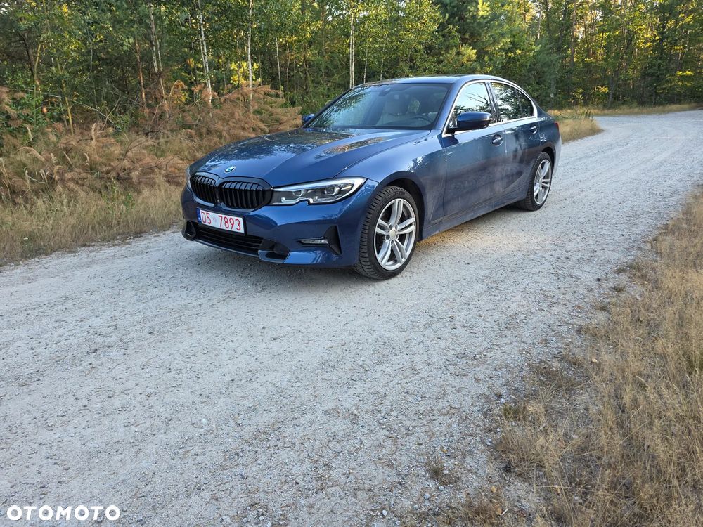BMW Seria 3 330i Sport Line - 4